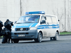Am Bundespolizei-Standort Blumberg nordöstlich von Berlin wurde am 16. Dezember 2015 die erste deutsche Anti-Terror-Einheit BFE+ mit 50 Polizistinnen und Polizisten in Dienst gestellt. (Foto: Bundesinnenministerium)