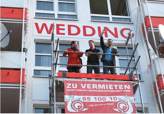 Vermieter Harry Gerlach ist im Wedding beliebt. Mit seinem Fassadenspruch: Ick steh uff Wedding, dit ist meen Ding, schaffte es Gerlach sogar ins Morgenmagazin von Radio Berlin 88,8. (Foto: Harry-Gerlach.de)