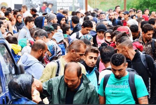 Wegen schlechten Wetters in der Ägäis und stärkerer Grenzkontrollen in der Türkei hat sich der Zuzug von Migranten im Dezember 2015 im Vergleich zum November mehr als halbiert. (Foto: Bundespolizei)