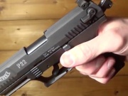 Nach Silvester Berliner beantragen den Kleinen Waffenschein