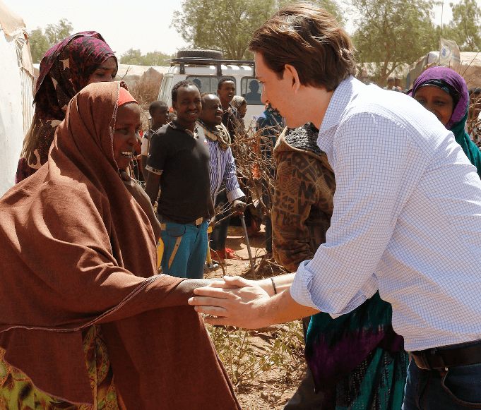 Österreichs Außenminister Sebastian Kurz besuchte Anfang Februar 2016 Äthiopien, in das täglich Tausende Flüchtlinge aus Somalia kommen, die über Libyen mit dem Schiff nach Europa wollen (Foto: Flickr/Außenministerium Österreich)