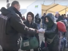Mazedonien macht als erstes Land die Grenzen dicht, Österreich hilft und entsendet Polizisten. Österreich hat als erstes Land Obergrenzen für die Aufnahme von Flüchtlingen festgelegt: 37.000 dürfen 2016 rein. (Foto: Youtube(euronews)