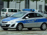 Polizei und Staatsanwaltschaft durchsuchten am Donnerstag das Landesamt für Gesundheit und Soziales (LaGeSo) und verhafteten einen leitenden Mitarbeiter. (Foto: flickr/peterolthof)