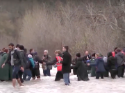 2.000 Migranten umgehen Grenzzaun nach Mazedonien