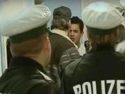 Bei einer Verurteilung (auch bei geringen Vergehen oder auf Bewährung) kann ab morgen jeder Ausländer abgeschoben werden. (Foto: Youtube)