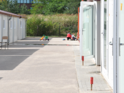 In einem Asylheim im Landkreis Potsdam-Mittelmark südlich von Berlin wurde am 22. März 2016 der syrische Asylbewerber Shaas E.M. unter Verdacht eines möglichen Anschlags von der Potsdamer Staatsanwaltschaft festgenommen. Gestern erließ ein Richter am Bundesgerichtshof Haftbefehl gegen den mutmaßlichen IS-Terroristen (Foto: Potsdam-Mittelmark.de)