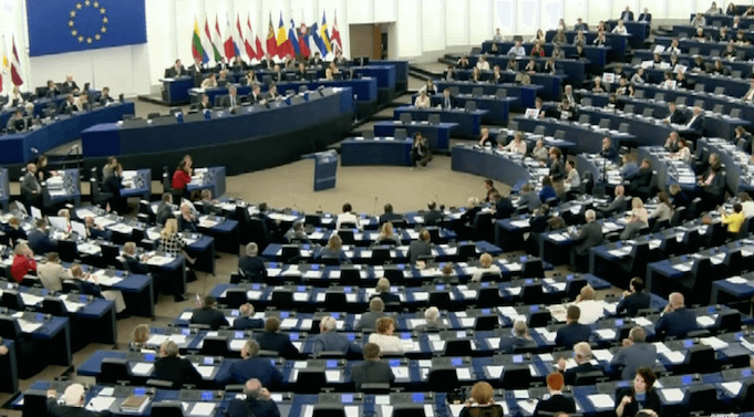 EU-Abgeordnete fordern Luxus-Limousinen mit Panik-Knopf