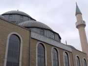 Keine Minarette! Kein betäubungsloses Schächten!