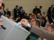 Migranten sollen zwei Tage vor der Landtagswahl in Sachsen-Anhalt eine Probewahl abhalten. (Symbolbild: Metropolico.org)