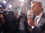 FPÖ gewinnt die erste Runde der Präsidentenwahl Norbert Hofer (FPÖ) sieht sich nach der Wahl als Sieger, muss aber auf die Auszählung der Briefwahlstimmen warten. (Screenshot: YouTube/FPÖ TV)