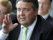 Warum rutscht die SPD so ab? SPD-Bundeschef Sigmar Gabriel: "Ich will das Leben der Menschen ganz konkret verbessern." Laut Sahra Wagenknecht hält er nur nicht, was er verspricht (Foto: Sigmar-Gabriel.de)