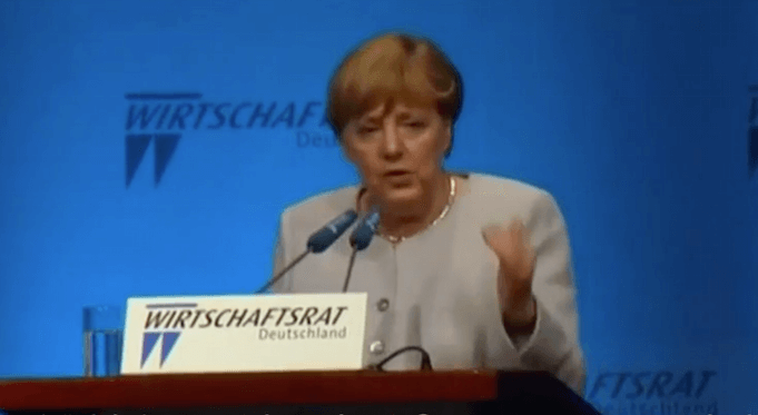 Angela Merkel warnt vor Angriff der Migranten