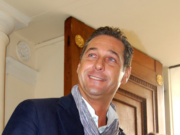 Präsidentenwahl in Österreich: FPÖ will Wahlergebnis anfechten Die FPÖ mit ihrem Vorsitzenden Hein-Christian Strache hat aufgrund „unzähliger Verstöße“ Beschwerde gegen die Bundespräsidentenwahl beim Verfassungsgericht eingereicht. (Foto: Multimedia-Blog Brundespraesident.in)