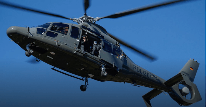 Kräfte eines Spezialeinsatzkommandos (SEK) sind mit einem Hubschrauber zum Einsatzort geflogen (SEK-Einsatz.de)
