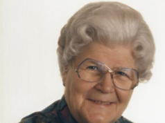 Gertrud Lange (86) hat allein sieben Kinder groß gezogen, lebte allein in ihrem Haus am Rande von Mörlheim in der Pfalz, am 19. Mai 2016 fand die Tochter sie tot auf, ermordert von einem rumänischen Einbrecherpaar - es fehlte die Handtasche (Foto: Kondolenzanzeige)