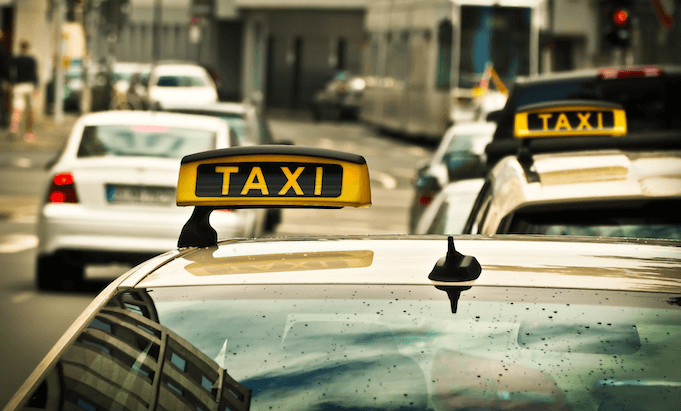 Berliner Taxi-Firmen betrügen den Fiskus