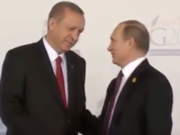 Eiszeit zwischen Putin und Erdogan schmilzt – Köln erwartet Ausschreitungen Beim G20-Treffen in Antalya am 15. November 2015 plauderten Türkeipräsident Recep Tayyip Erdogan und der russiche Präsident Walidmir Putin noch als Freunde, neun Tage später begann am 24. November 2015 mit dem Abschuss einer russischen Sucho Su-24 an der türkisch-syrischen Grenze eine Eiszeit in den Handelsbeziehungen (Foto: Youtube)