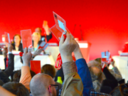 Etablierte Parteien verlieren Mitglieder Etablierte Parteien verlieren Mitglieder
