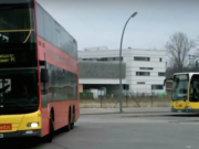 Hinterm Bahnhof Zoo zwischen Buswendestelle in der Hertzallee und dem Ernst-Reuter-Platz sollen nun statt eines Riesenrades 400 neue Wohnungen gebaut werden - 100 davon sozial (Foto: Youtube)