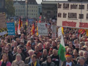 Pegida verliert an Zulauf – Frauke Petry lehnte Einladung ab