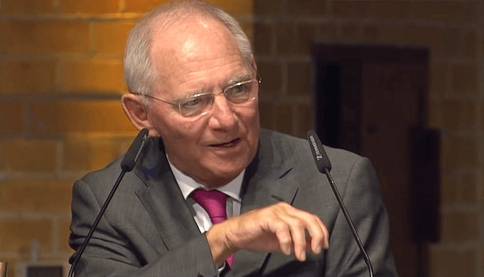 Wolfgang Schäuble hatte die Schuldenpolitik der portugiesischen Regierung kritisiert. (Screenshot: YouTube)