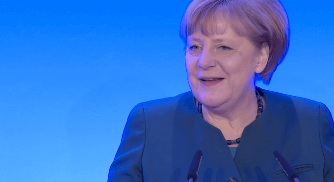 Angela Merkel Umfrage beliebt wie 2015