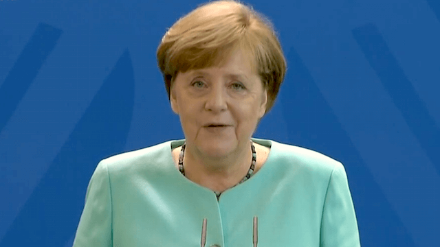 Angela Merkel hat Grund zur Freude. In der aktuellen Insa-Wahlumfrage liegt die Union wieder so gut wie im September 2015. (Screenshot: YouTube)