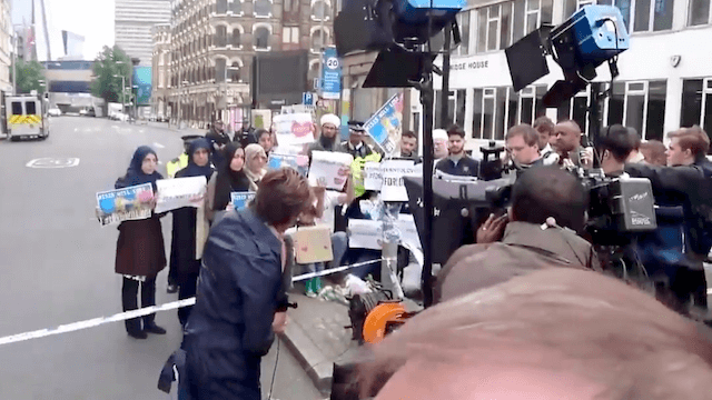 Fake News CNN produziert gestellte Szene mit Muslimen