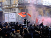 Deutsche Soldaten verstecken sich vor Linksextremen Aus Angst vor Linksextremen hat die Bundeswehr für den G20-Gipfel in Hamburg ein Uniformverbot verhängt. (Screenshot: YouTube)