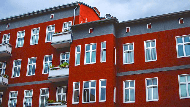 In Berlin steigen die angebotenen Kaltmieten deutlich schneller als im Bundesdurchschnitt.