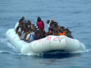 Da die illegale Migration zu gefährlich ist, öffnet die EU-Kommission einen legalen Weg, um Afrikaner nach Europa zu holen. (Screenshot: YouTube)