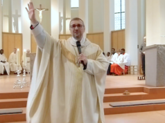 Erzbischof Stefan Heße fordert einen leichteren Familiennachzug für Flüchtlinge. (Screenshot: YouTube)