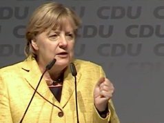 Unter Angela Merkel stürzen CDU und CSU in der aktuellen Emnid-Wahlumfrage weiter ab. (Screenshot: YouTube)