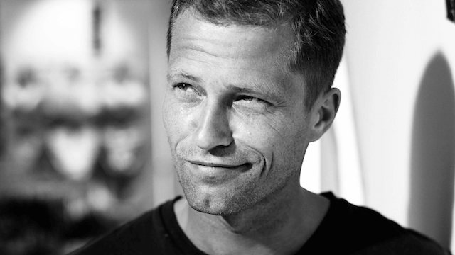 Til Schweiger bittet Rechtsradikale um Kommentare bei Facebook, weil er damit viel Geld verdiene. (Foto: Facebook)