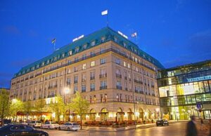 Adlon Berlin - die Enteignung des Luxushotels - das Urteil
