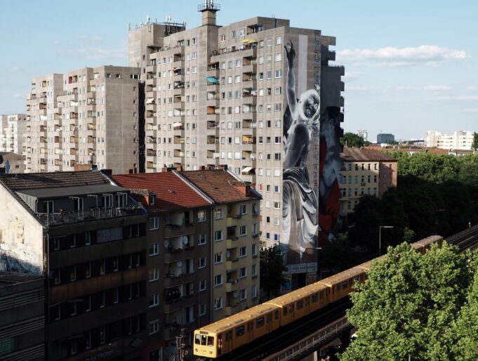 Weit mehr als 100.000 Berliner leben in Plattenbauten aus den 70er und 80er Jahren